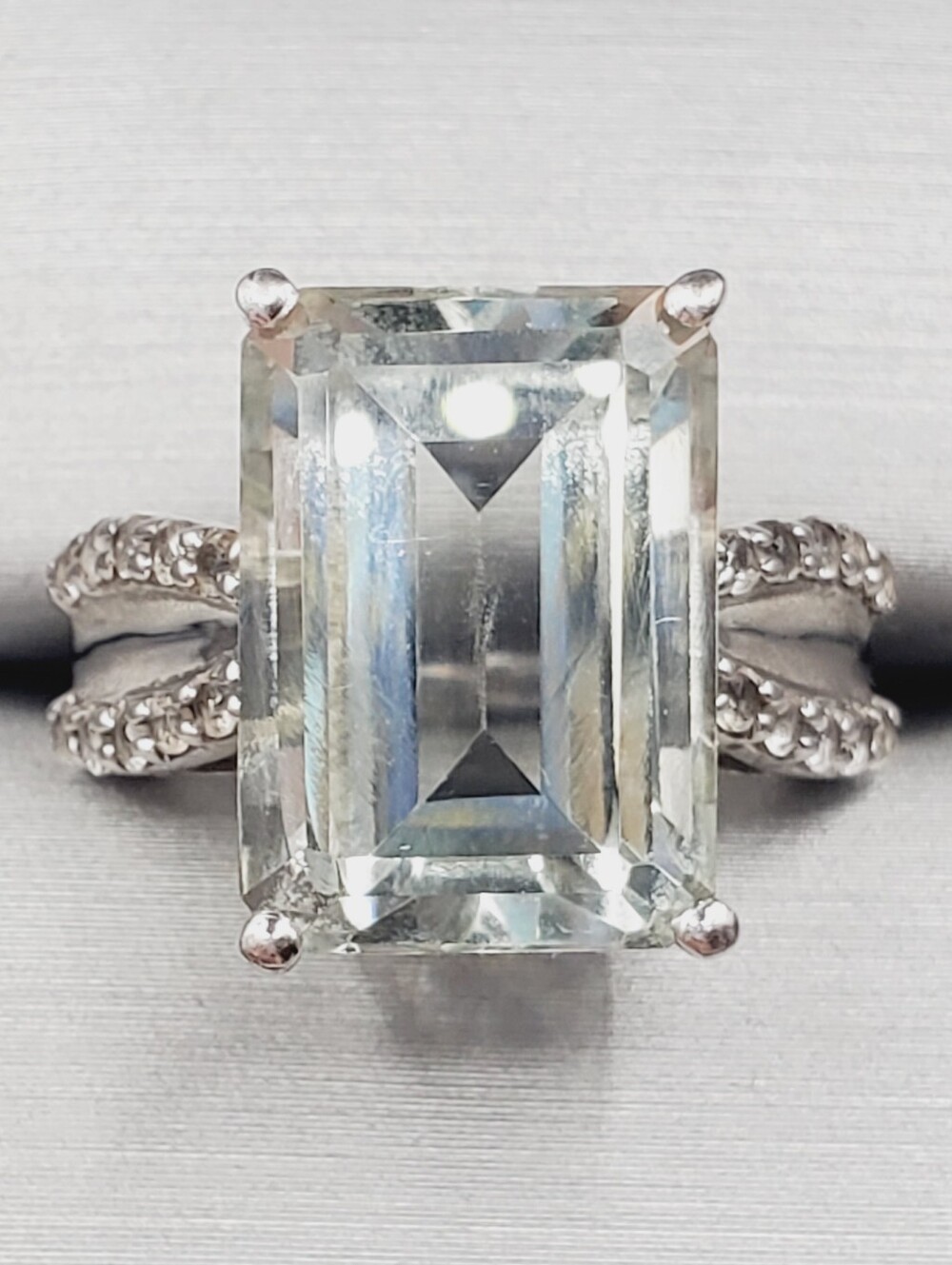 8.5 Carat Prasiolite - Green Amethyst 925 Sterling Silver Emerald Cut Ring